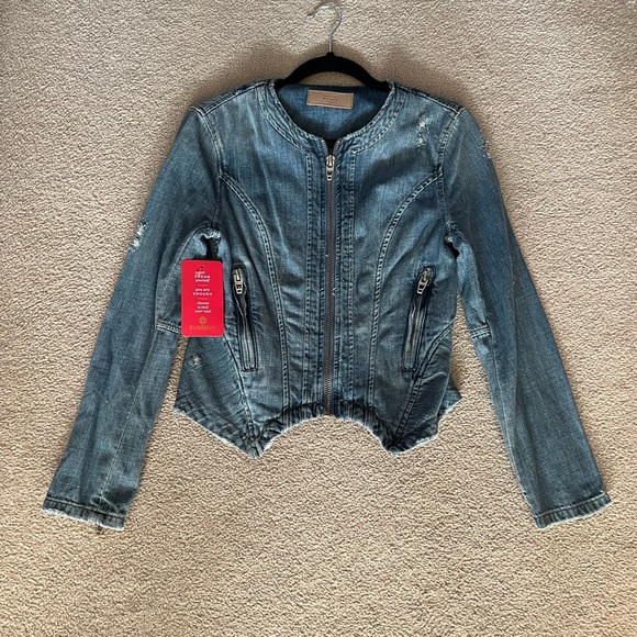 Blank NYC Part Time Lover Denim Jacket - Size Small NWT - Picture 3 of 5